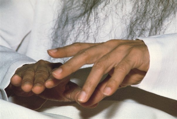Osho Quotes on Contentment – Deep contentment is the visible sign of love